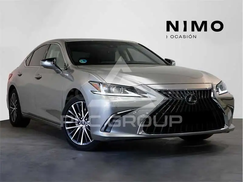 2022 Lexus ES