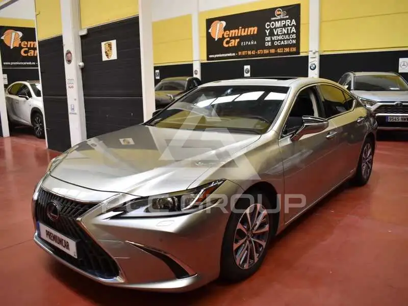 2022 Lexus ES