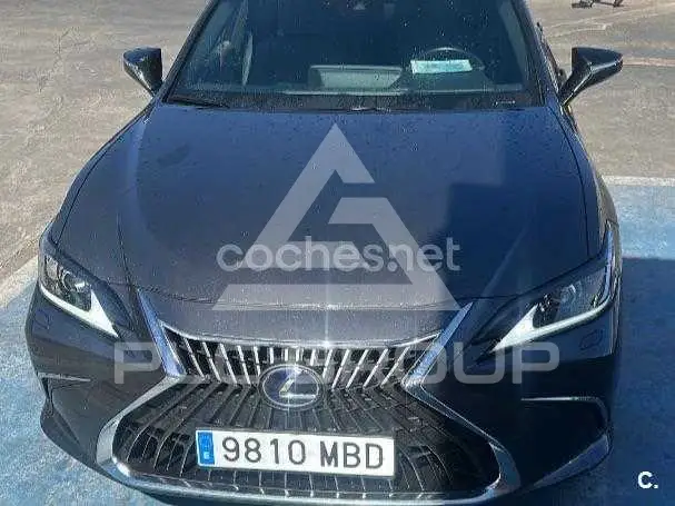 2022 Lexus ES