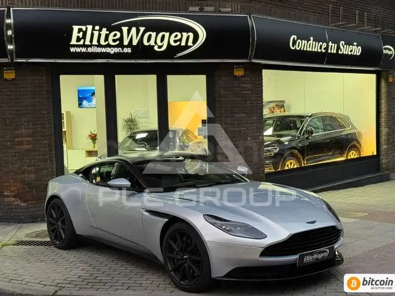2022 Aston Martin DB11