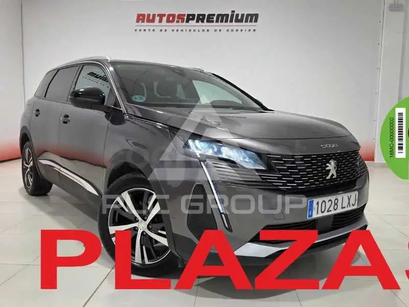 2022 Peugeot 5008