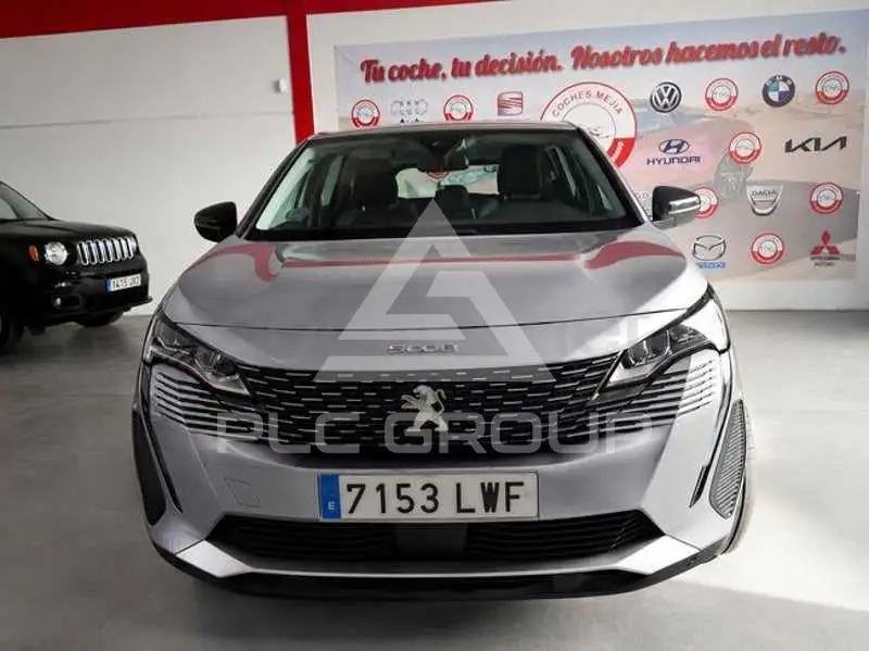 2022 Peugeot 5008