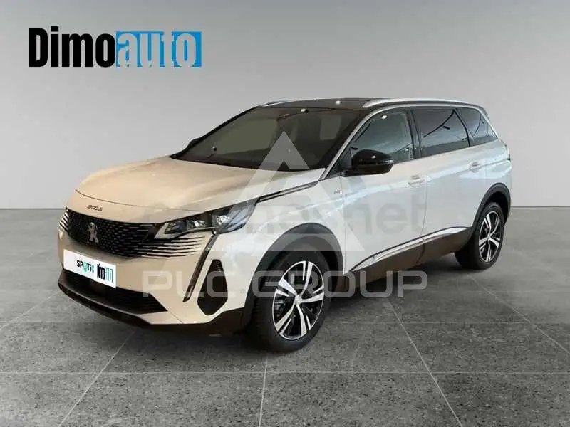 2022 Peugeot 5008