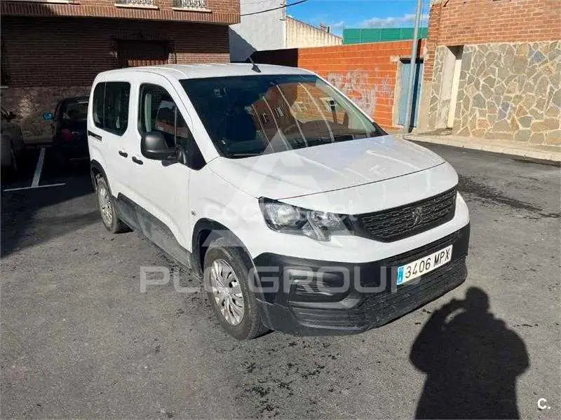 2022 Peugeot Rifter