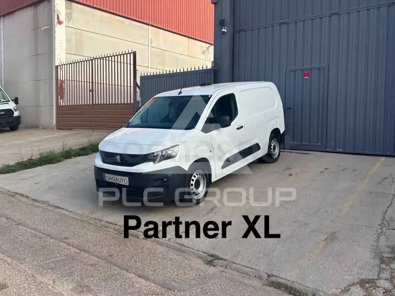 2022 Peugeot Partner