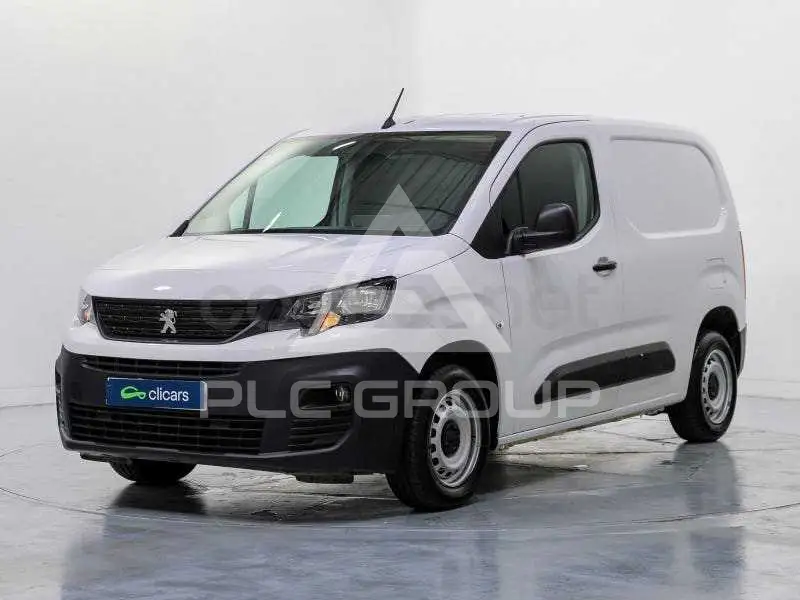 2022 Peugeot Partner