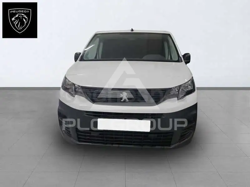 2022 Peugeot Partner