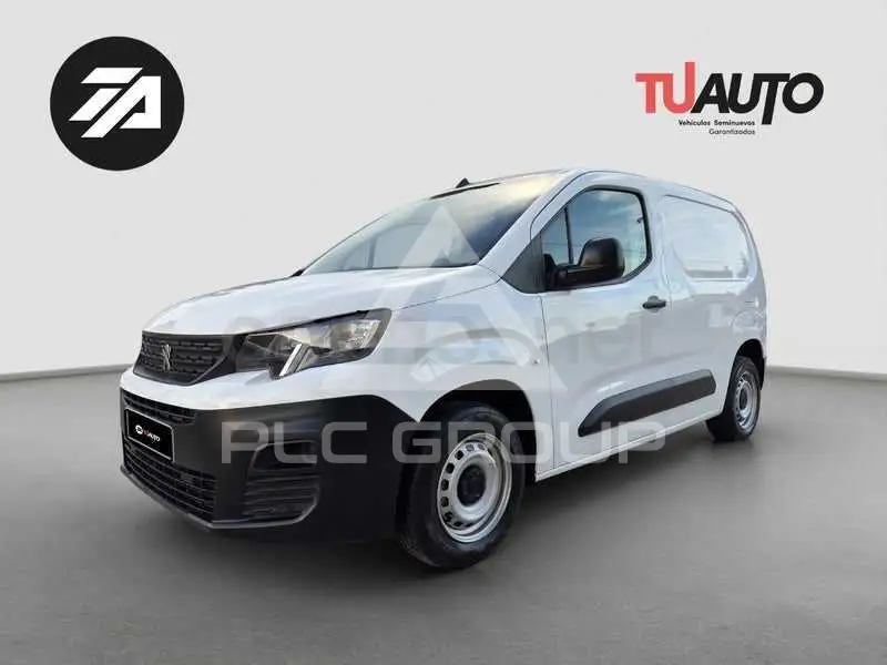 2022 Peugeot Partner