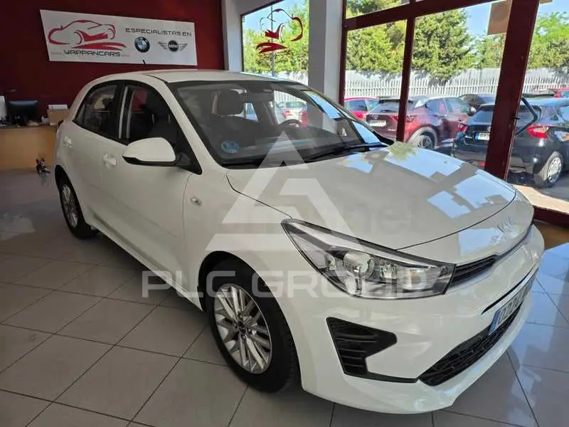 2022 KIA Rio