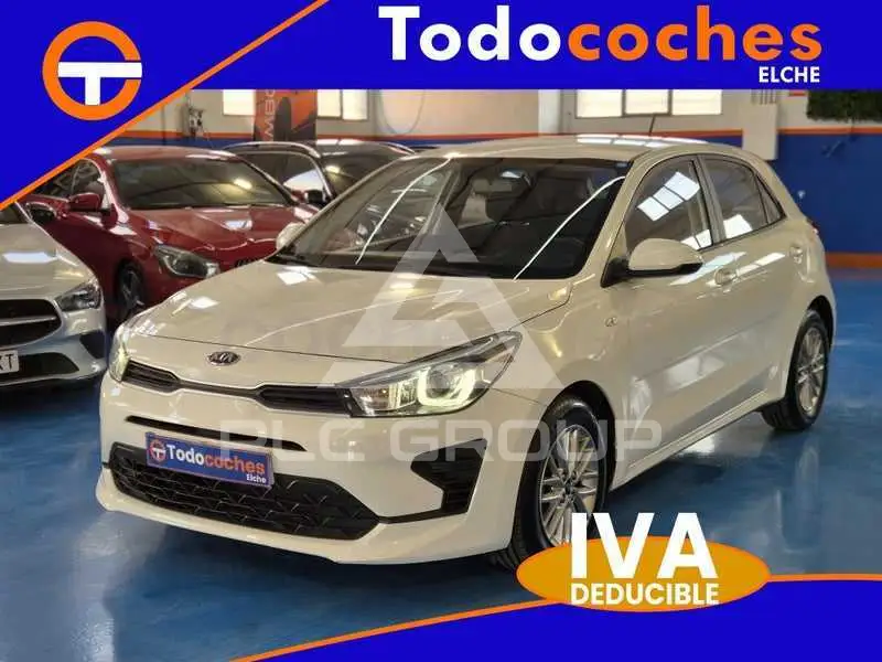 2022 KIA Rio