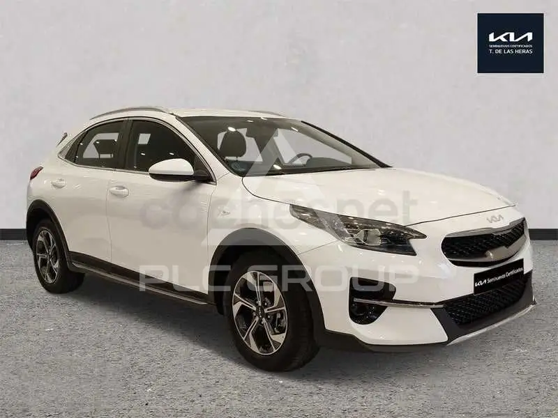 2022 KIA XCEED