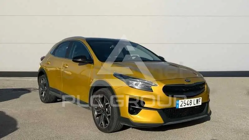 2022 KIA XCEED