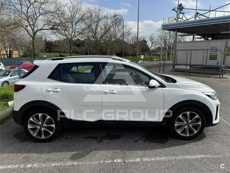 2022 KIA Stonic