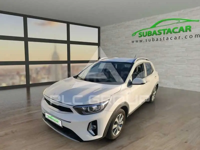 2022 KIA Stonic