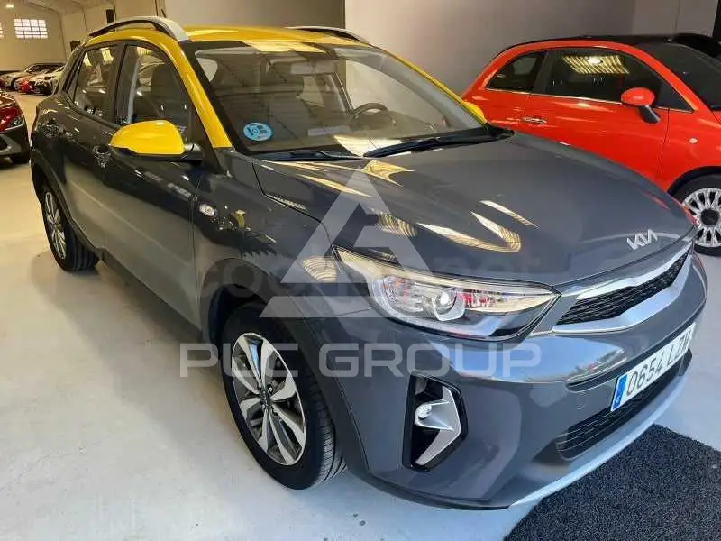 2022 KIA Stonic