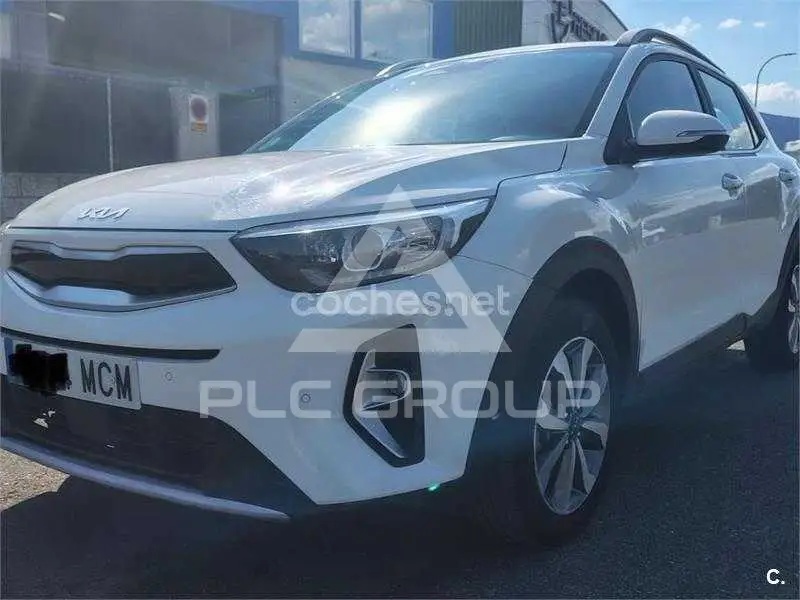 2022 KIA Stonic