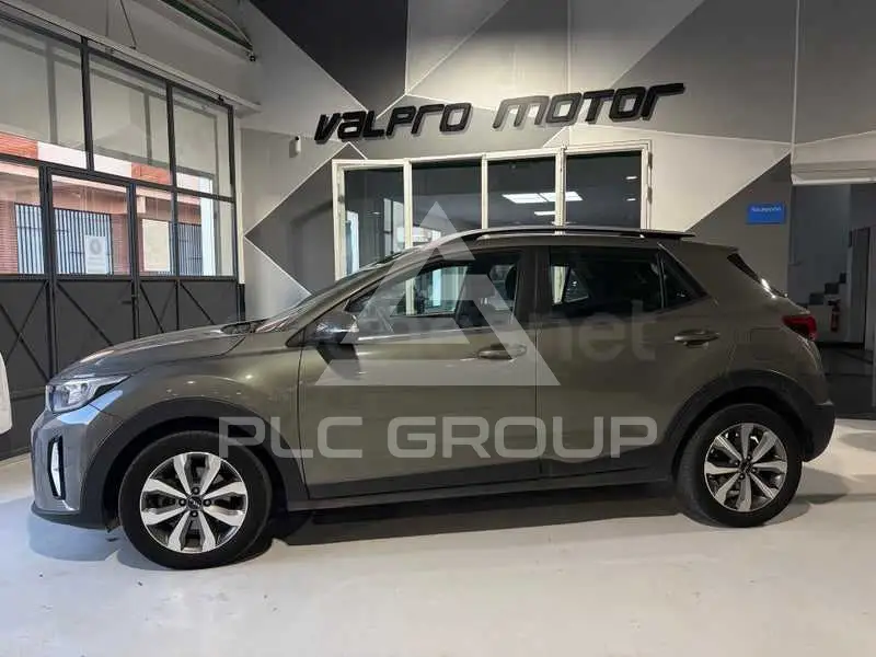 2022 KIA Stonic