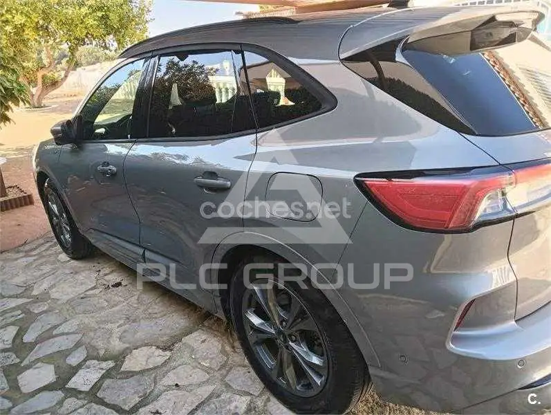 2022 Ford Kuga