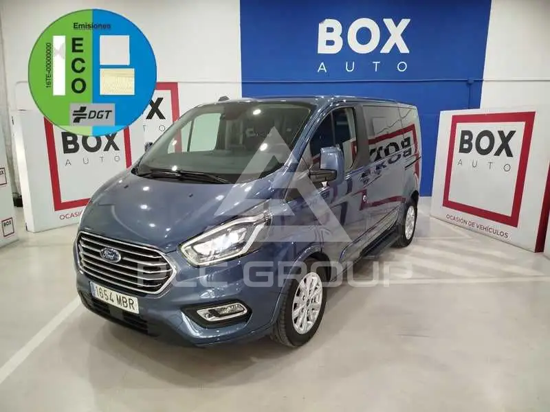 2022 Ford Tourneo