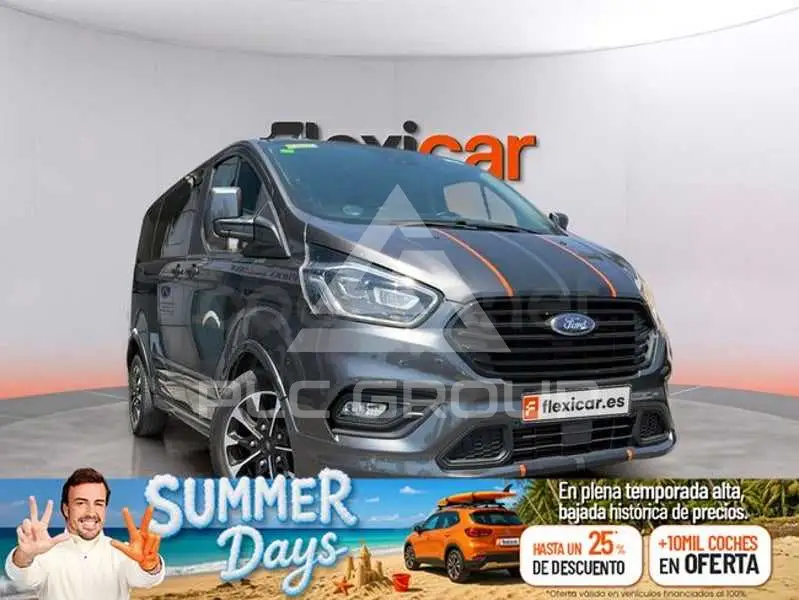 2022 Ford Tourneo