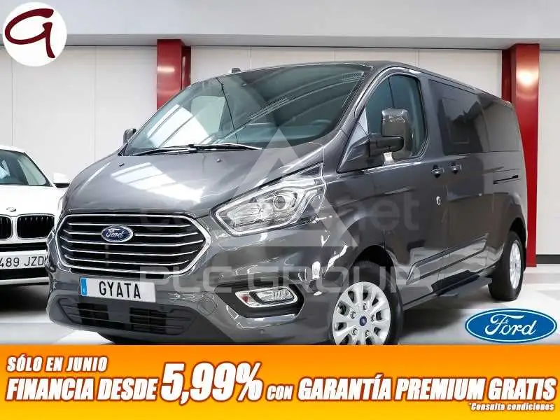 2022 Ford Tourneo