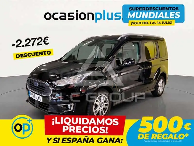 2022 Ford Tourneo