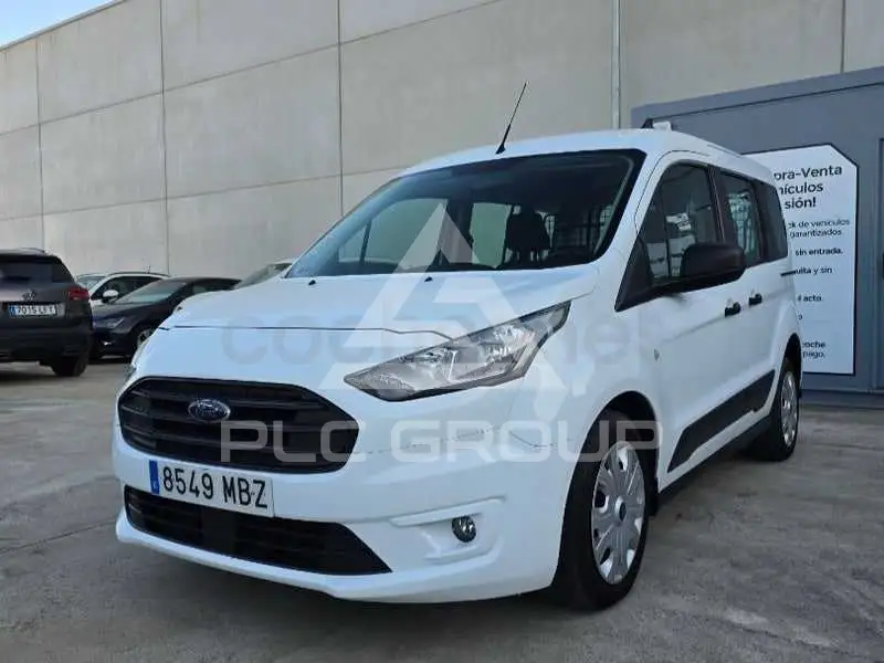 2022 Ford Tourneo