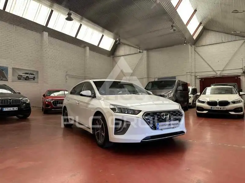 2022 Hyundai Ioniq