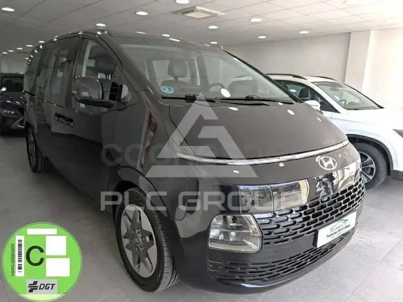 2022 Hyundai Staria