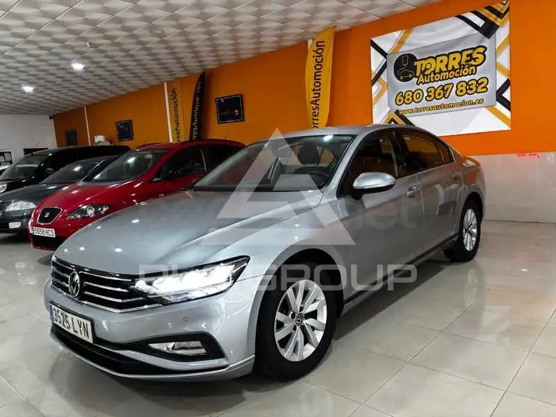 2022 Volkswagen Passat