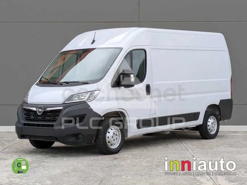 2022 Opel Movano