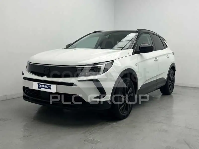 2022 Opel GrandlandX
