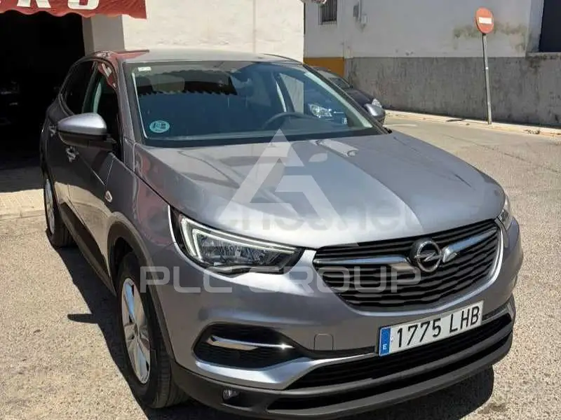 2022 Opel GrandlandX