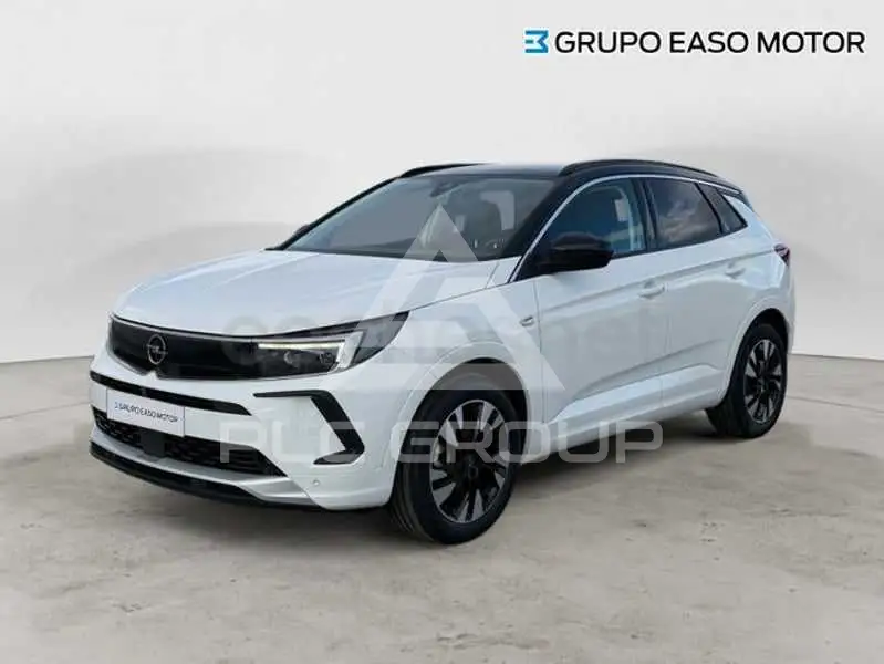 2022 Opel GrandlandX