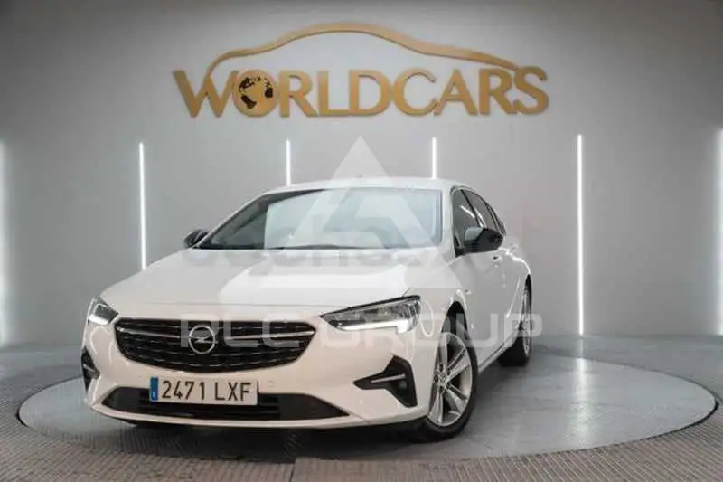 2022 Opel Insignia