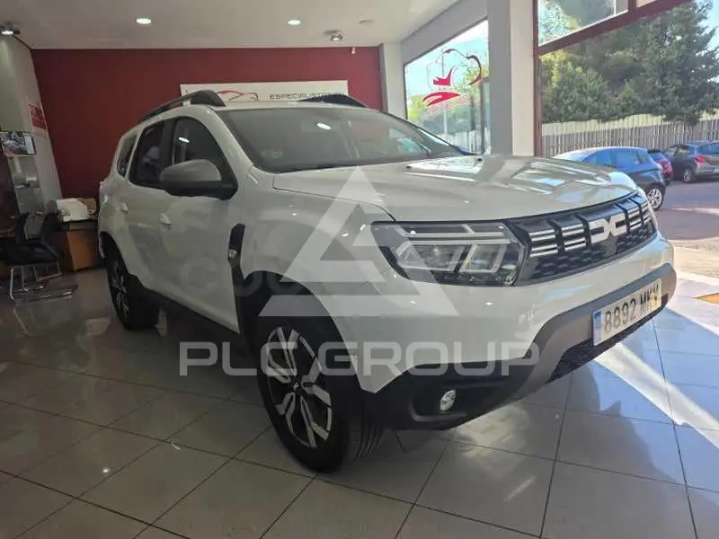 2023 Dacia Duster