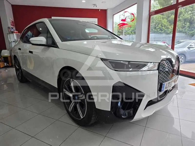 2023 BMW iX