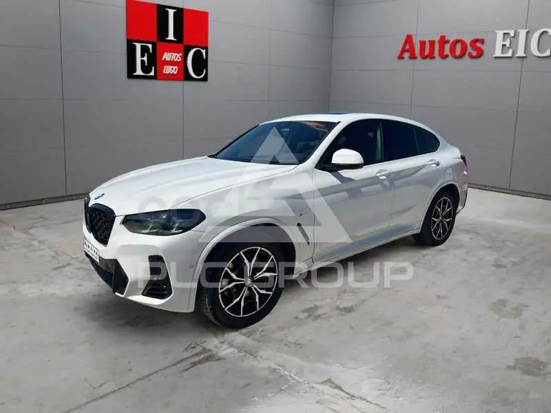 2023 BMW X4