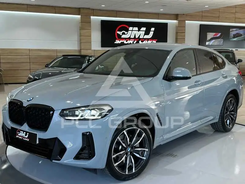 2023 BMW X4