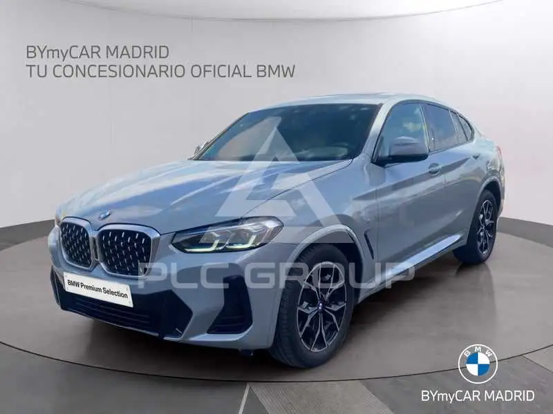 2023 BMW X4