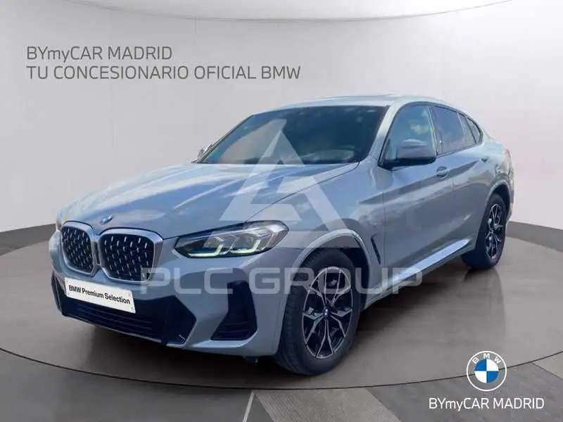 2023 BMW X4