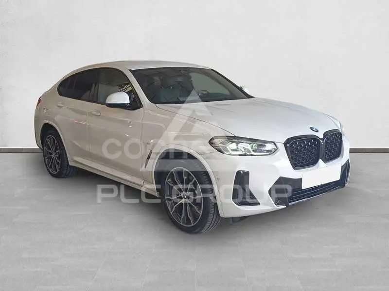 2023 BMW X4