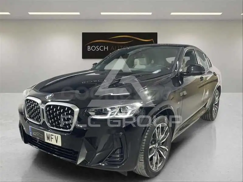 2023 BMW X4