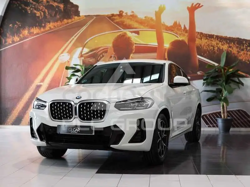 2023 BMW X4