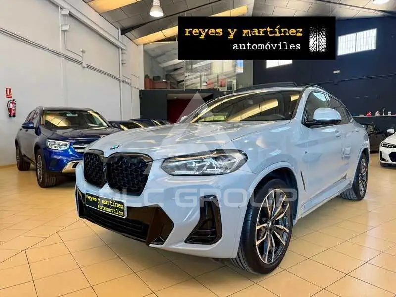 2023 BMW X4