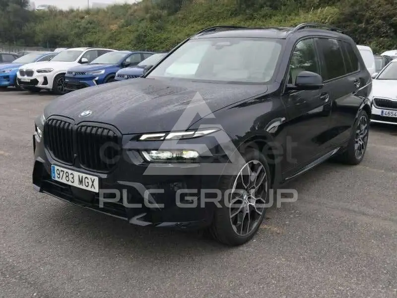 2023 BMW X7