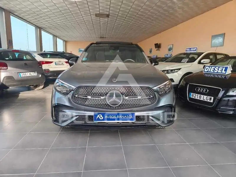 2023 Mercedes Benz GLC-Class