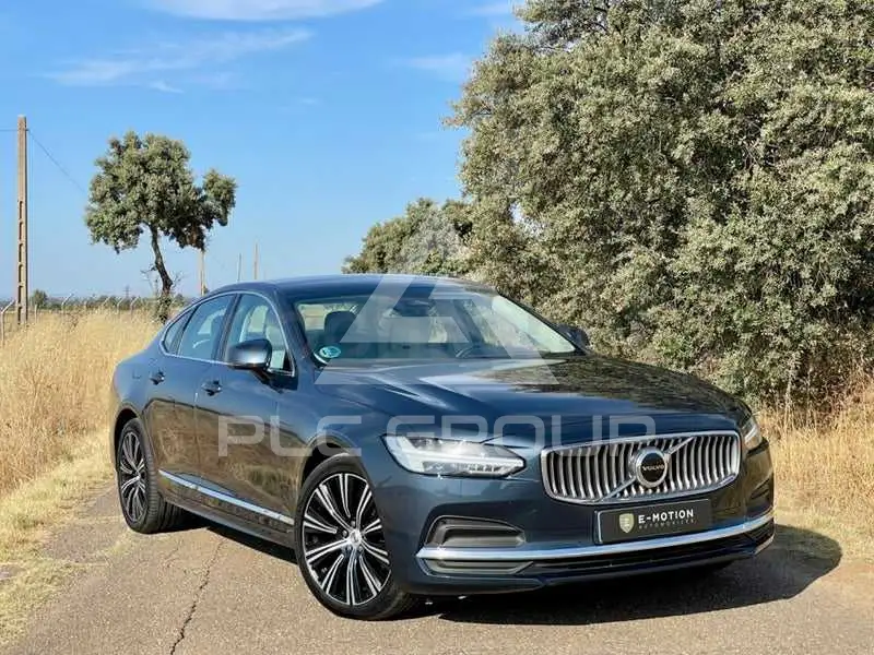 2023 Volvo S90