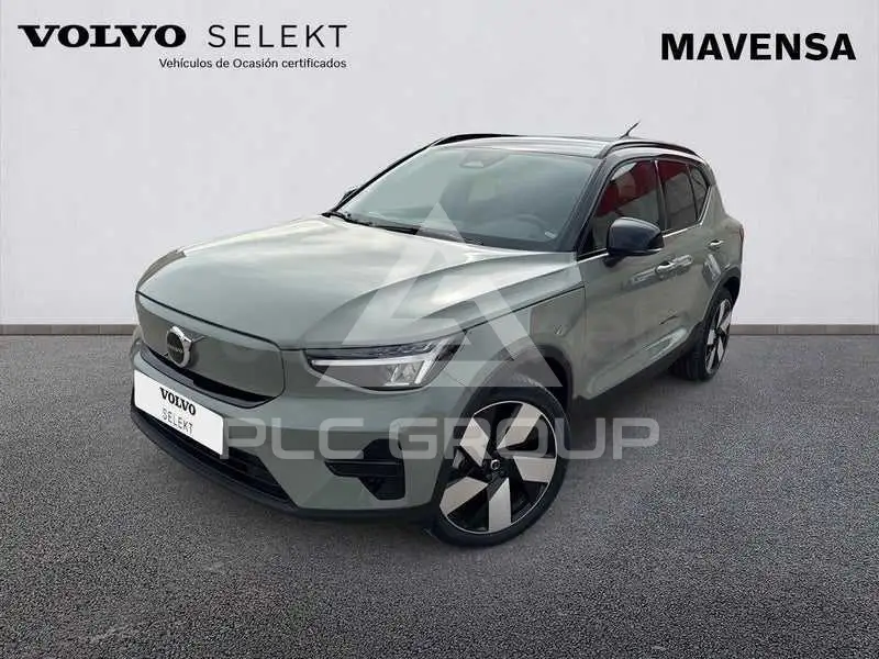 2023 Volvo XC40