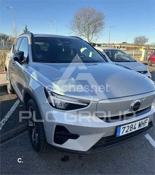 2023 Volvo XC40